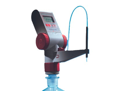 Avec cette burette,un titrage continu est possible, ce qui donne des résultats fiables de manière rapide et pratique. L’afficheur incliné montre le volume titré avec 4 grands chiffres bien lisibles et facilite l’utilisation.