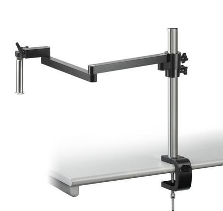 Nos supports universels pour stéréomicroscopes existent en tant que version à pied et en option, avec une pince de table pour le bord de table ou pour une fixation centrale à votre bureau ou à votre établi. Selon le modèle, vous pouvez choisir entre un support universel à bras télescopique, à bras articulé ou à double bras à roulement à billes.