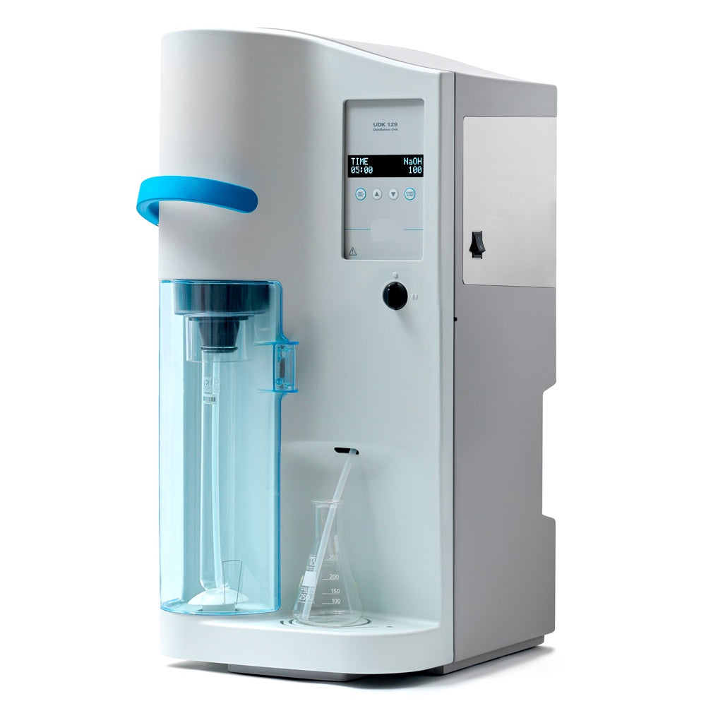 Le distillateur le plus approprié pour les laboratoires à la recherche d’un instrument simple mais efficace pour l’azote de Kjeldahl TKN.
L’unité de distillation Kjeldahl comprend des caractéristiques qui garantissent une distillation efficace et fiable, bien au-delà des attentes d’une unité d’entrée de gamme ordinaire.
