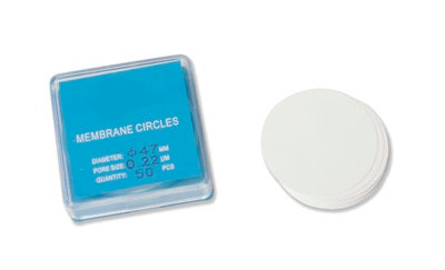 Filtre standard plat ou plissé de diamètre 47mm , 55 mm à 330 mm .Pour des applications variées dans l'industrie pharmaceutique et agroalimentaire, la santé, l'éducation, la recherche, etc.