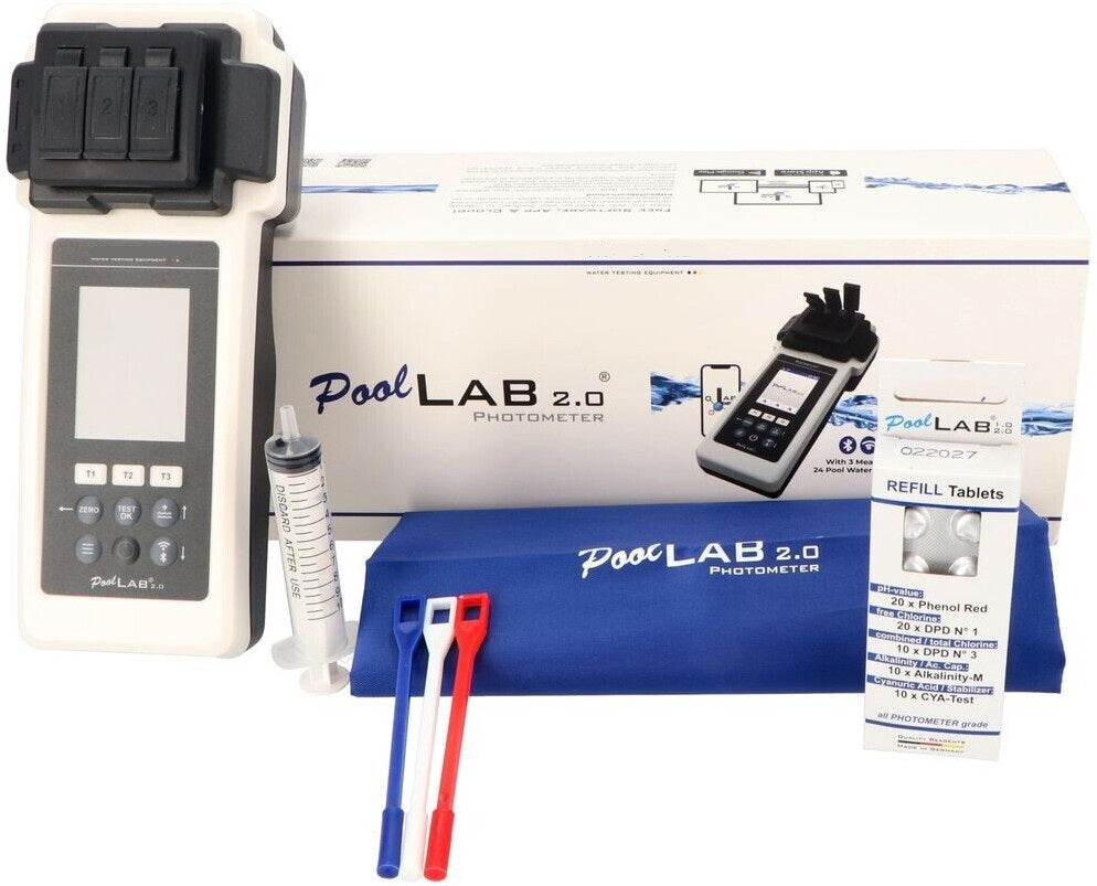 Le photomètre PoolLab 2.0 est la solution idéale pour l’analyse professionnelle de l’eau des piscines et des spas. La cuvette triple permet d'analyser 3 paramètres simultanément